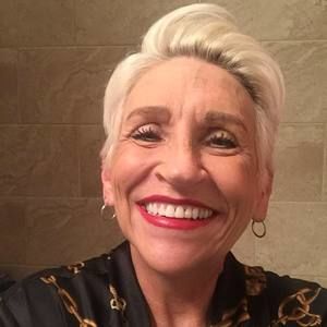 Meet your Posher, Teresa